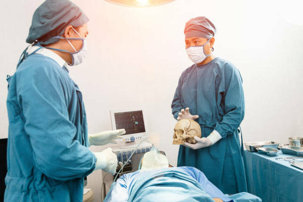 BesBest Endoscopic Skull Base Surgeon In Marine Lines